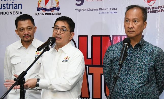 Ketua Umum KADIN Indonesia, Arsjad Rasjid, memberikan kata sambutan untuk membuka rangkaian kegiatan Link & Match.