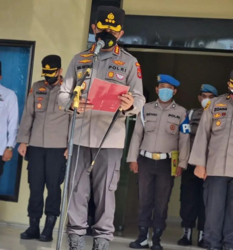 Kapolrestabes Medan Berikan Arahan kepada Personel Polsek Sunggal
